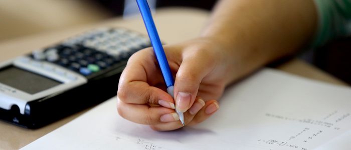 कोरोनाका कारण सेमेस्टर परीक्षा घरबाटै